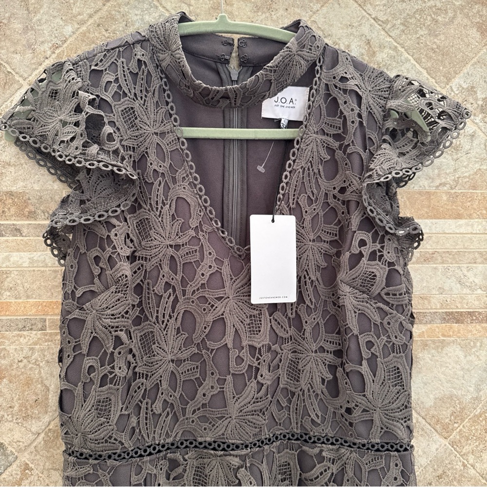 NWT J.O.A. grey lace dress- just one answer size large woman’s dress cap sleeve - Picture 9 of 10